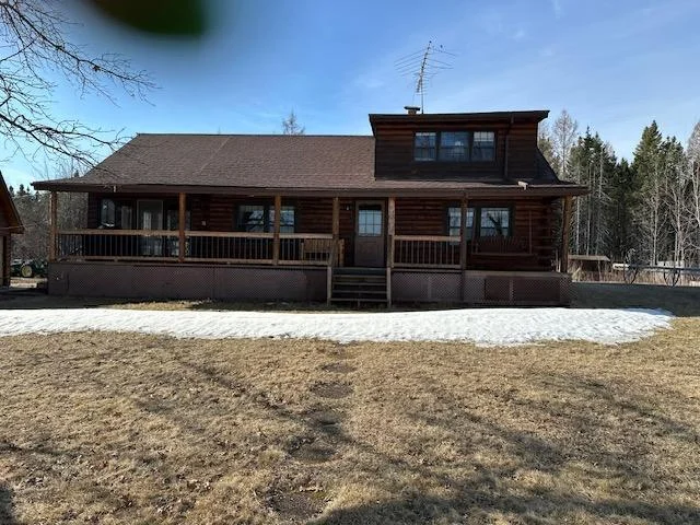 1 1/2 Story