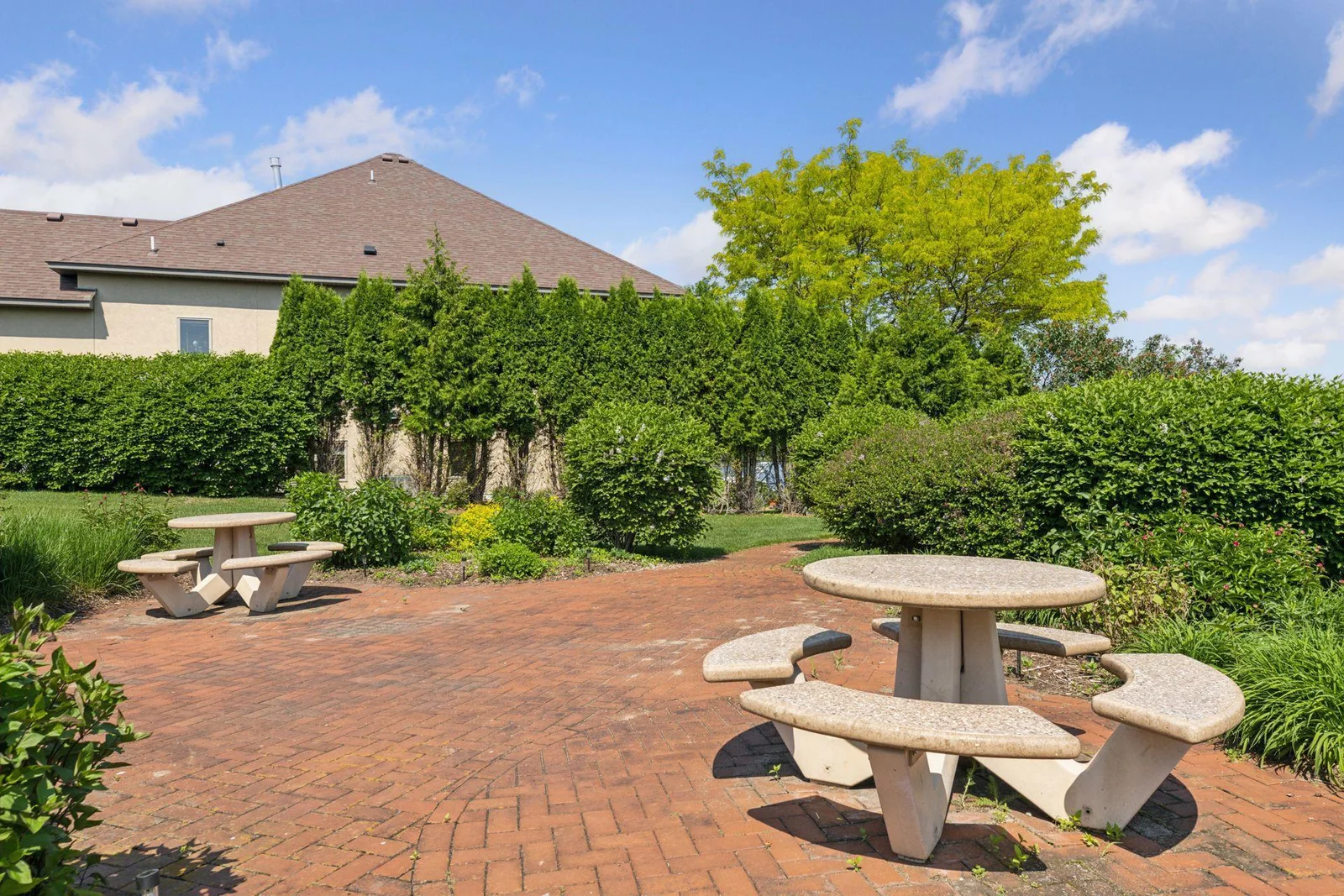 Neighborhood park picnic area