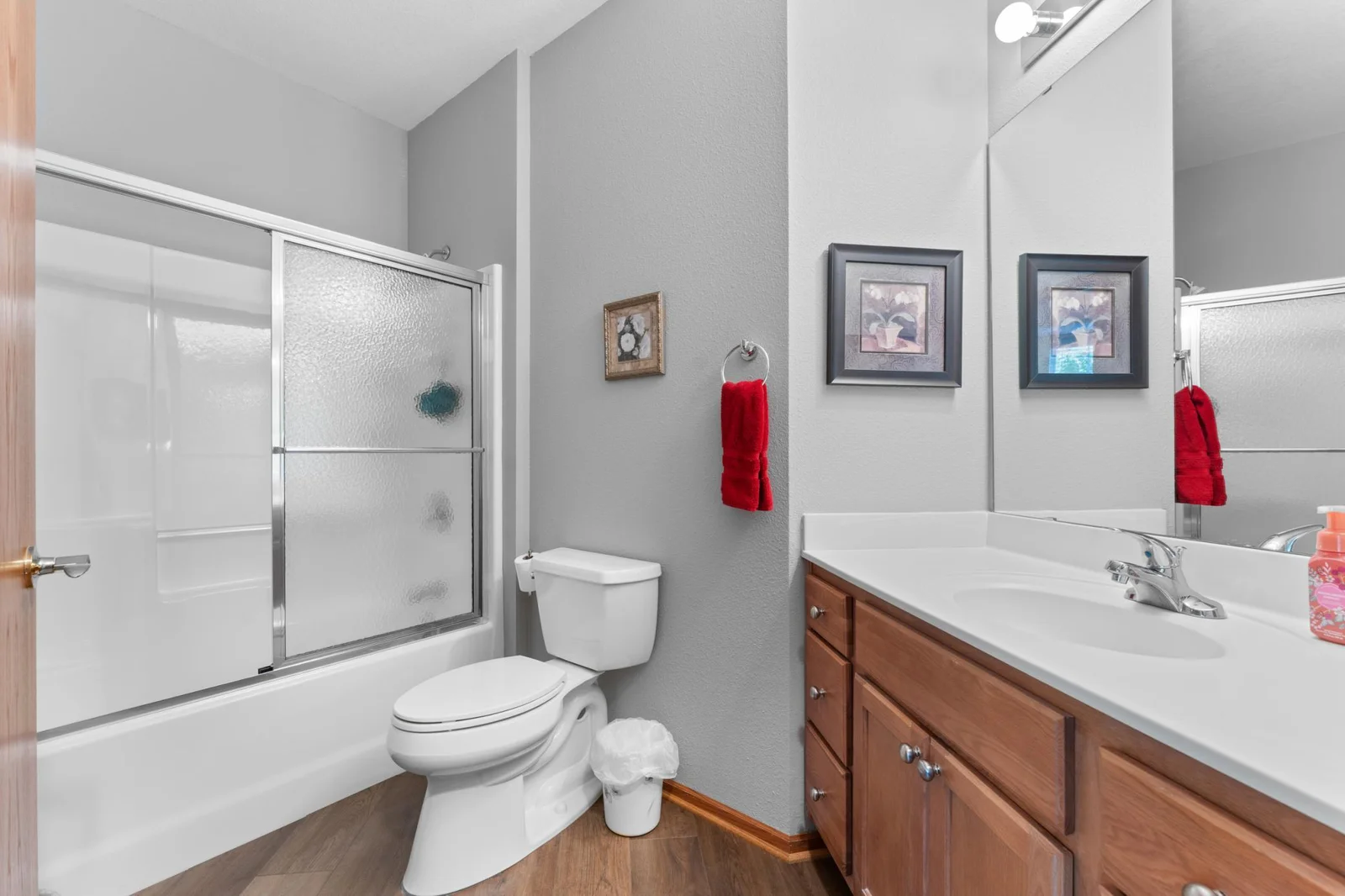 Main bathroom