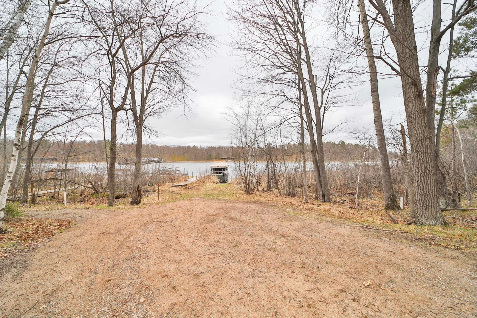 Deeded Lake Access on Spider Lake (10 min boat ride to Nisswa Docks and 30 boat ride to Zorbaz/ Bar Harbor)
