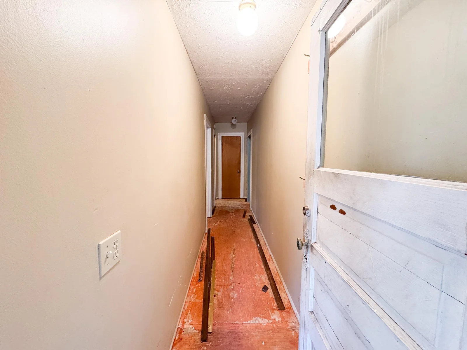 Hallway.jpg