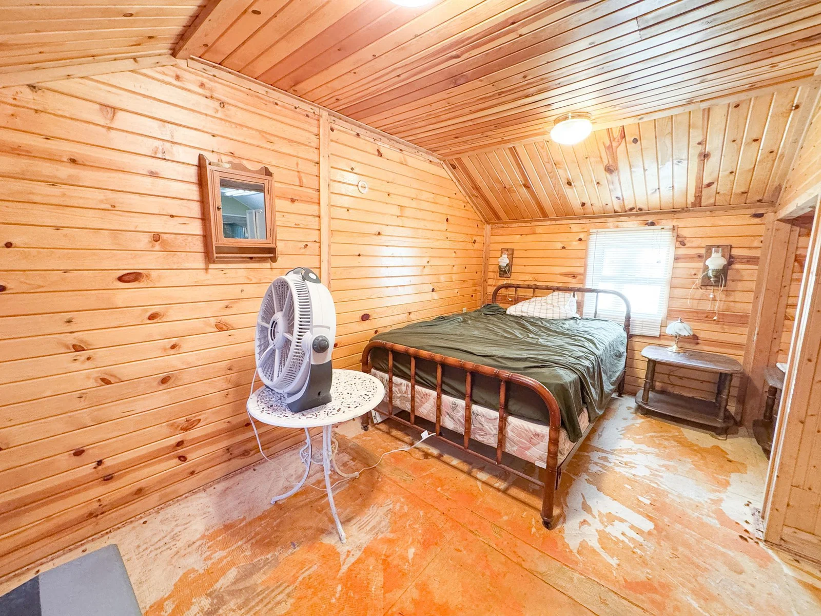 Bedroom #2.jpg