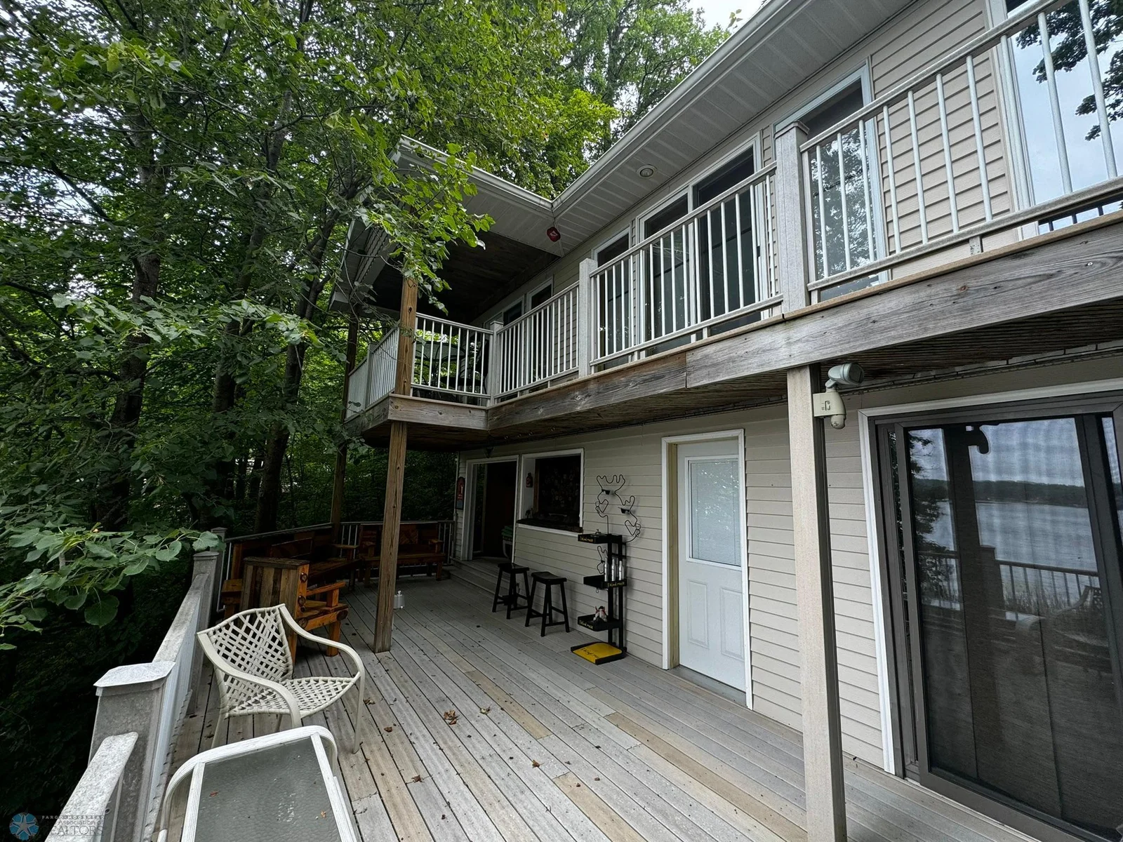 Photo 1 of 13231 Island Lake