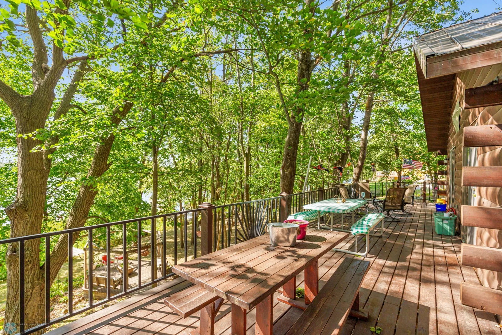 Deck