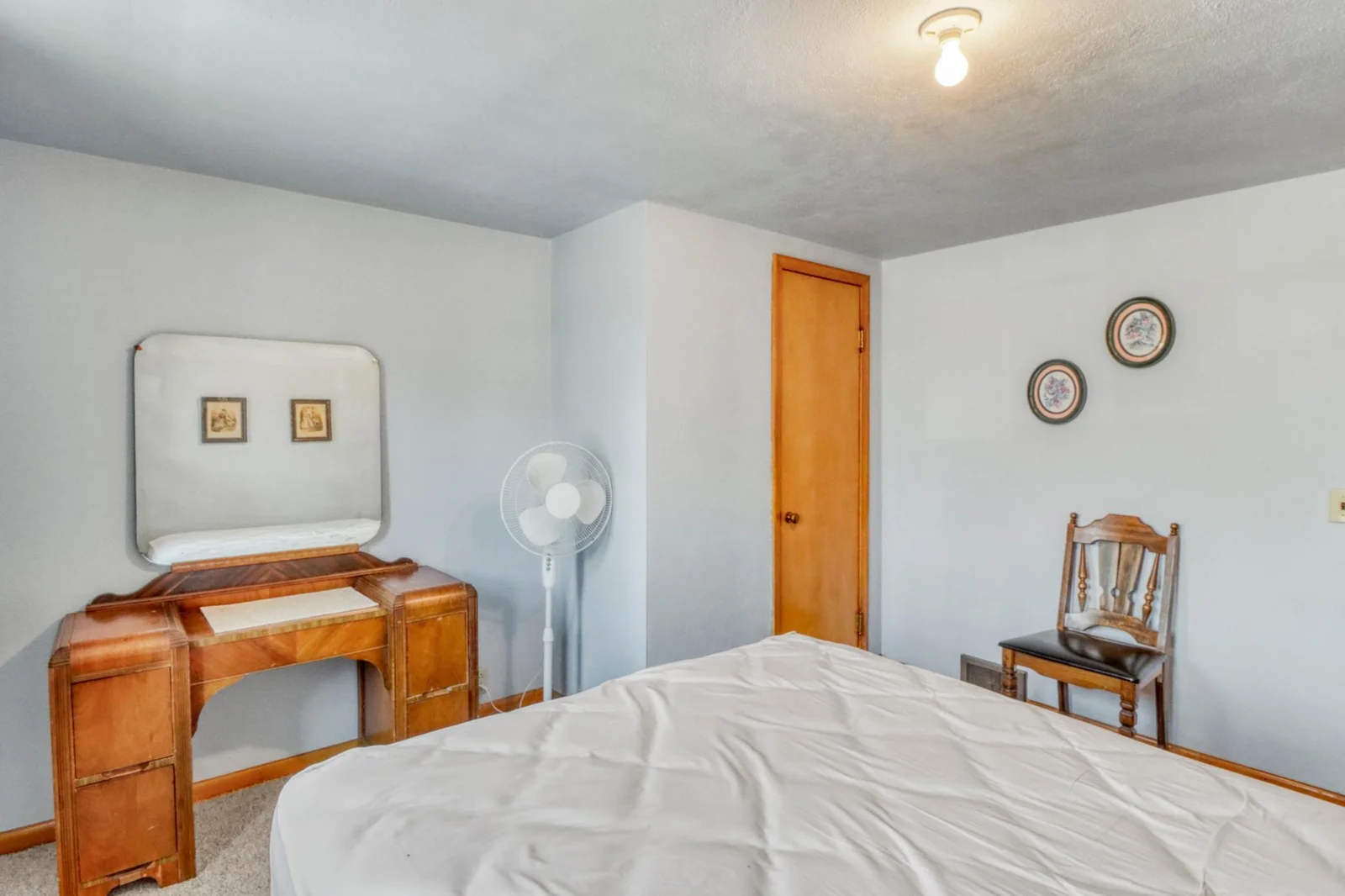 House_apartment Bedroom1_3.JPG