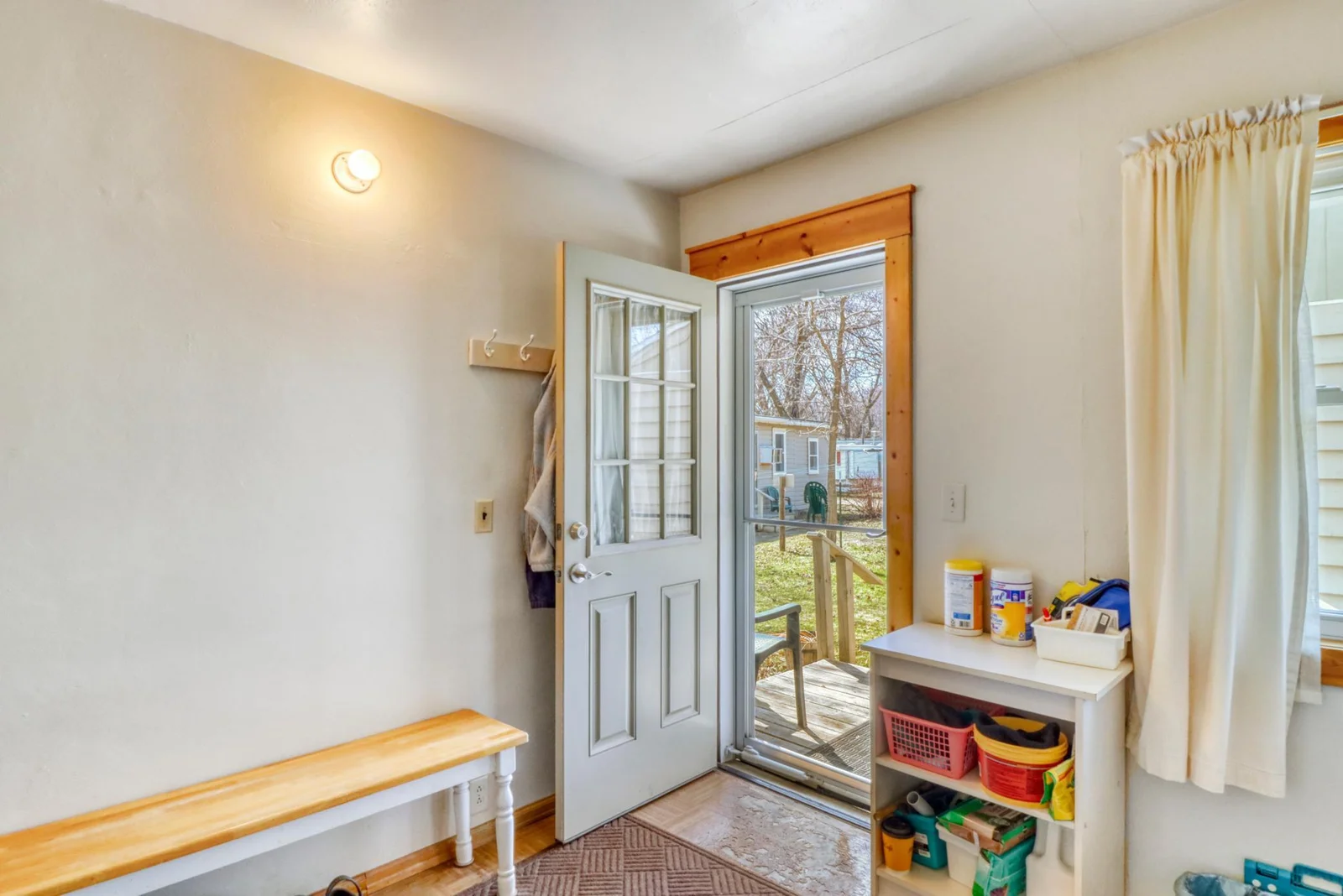House_mudroom1_2.JPG