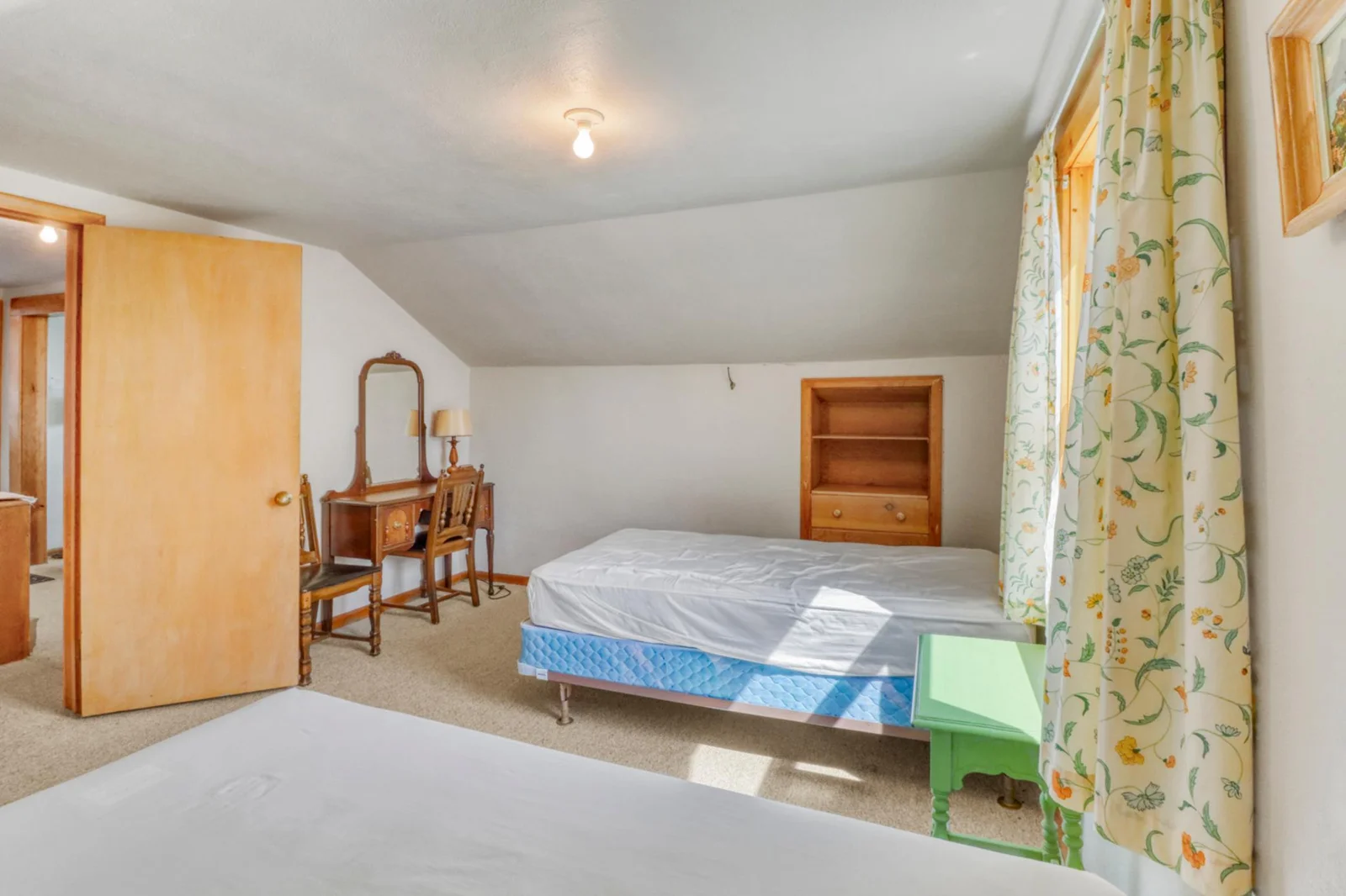 House_apartment Bedroom2_3.JPG