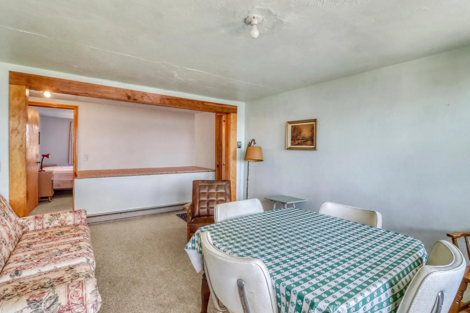 House_apartment Living1_3.JPG