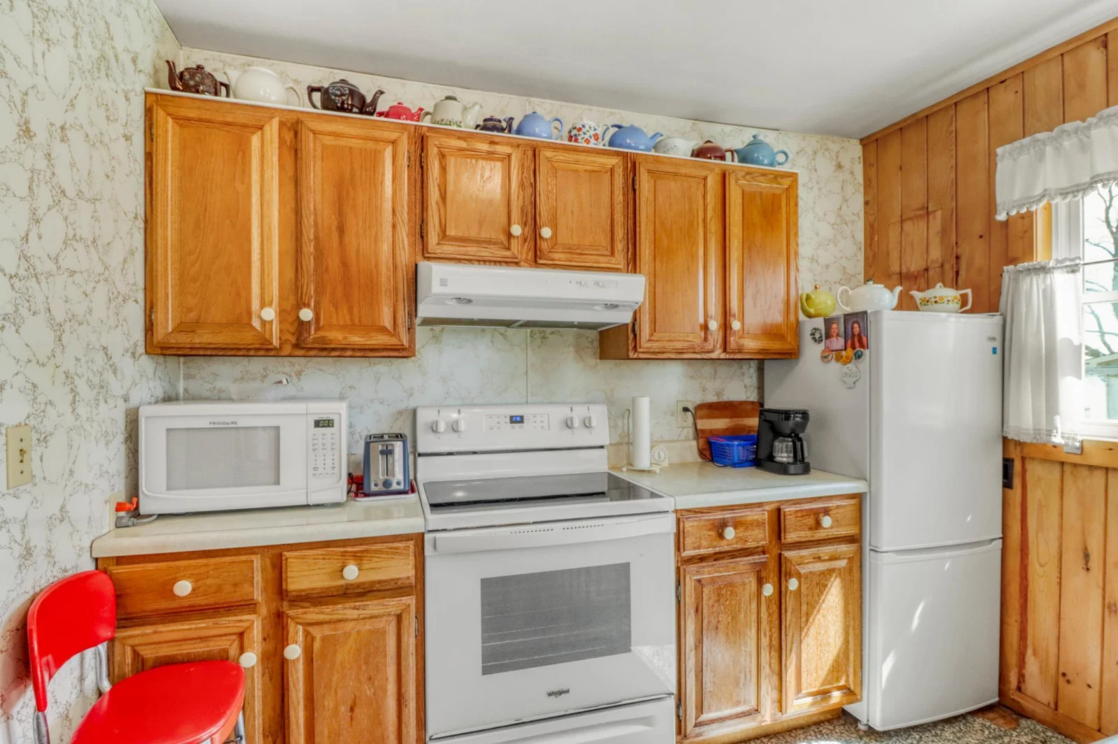 House_Kitchen1_5.JPG