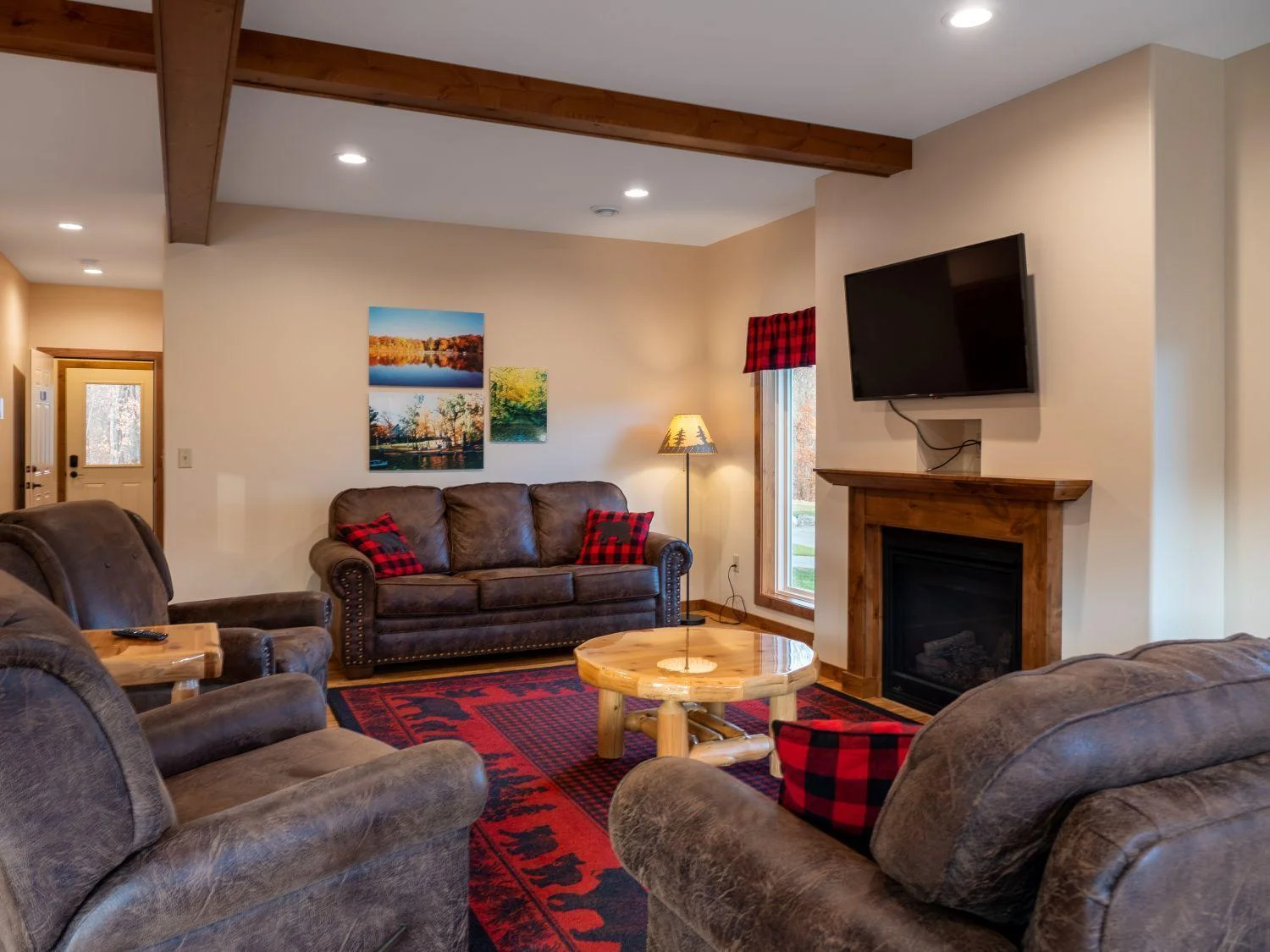 Ba.  Living room.jpg