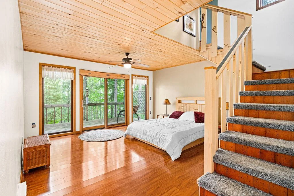 StrandLakeRdinterior-28.jpg