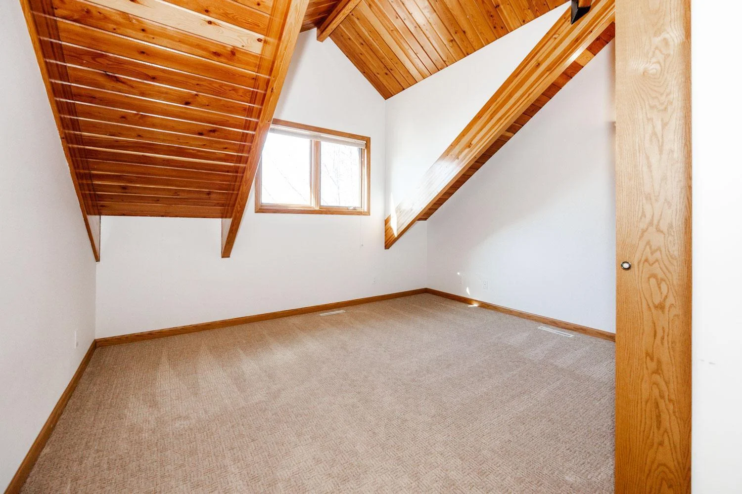 UL Bedroom