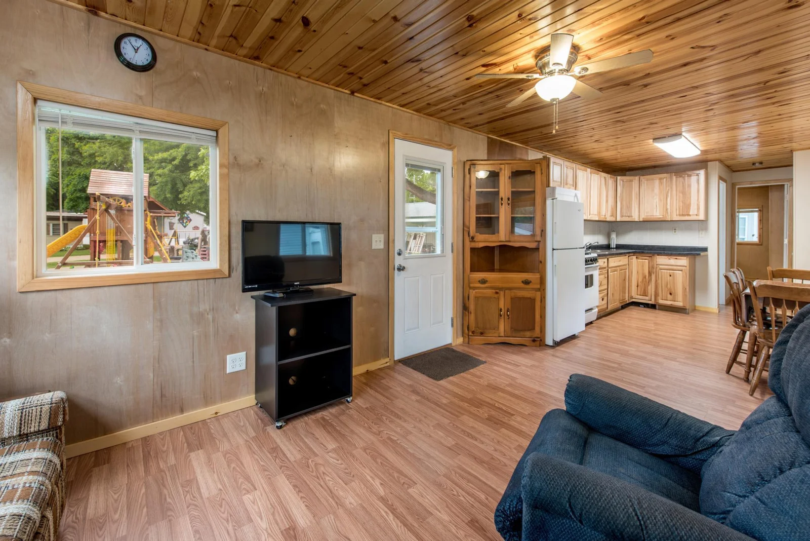 Living room to kitchen