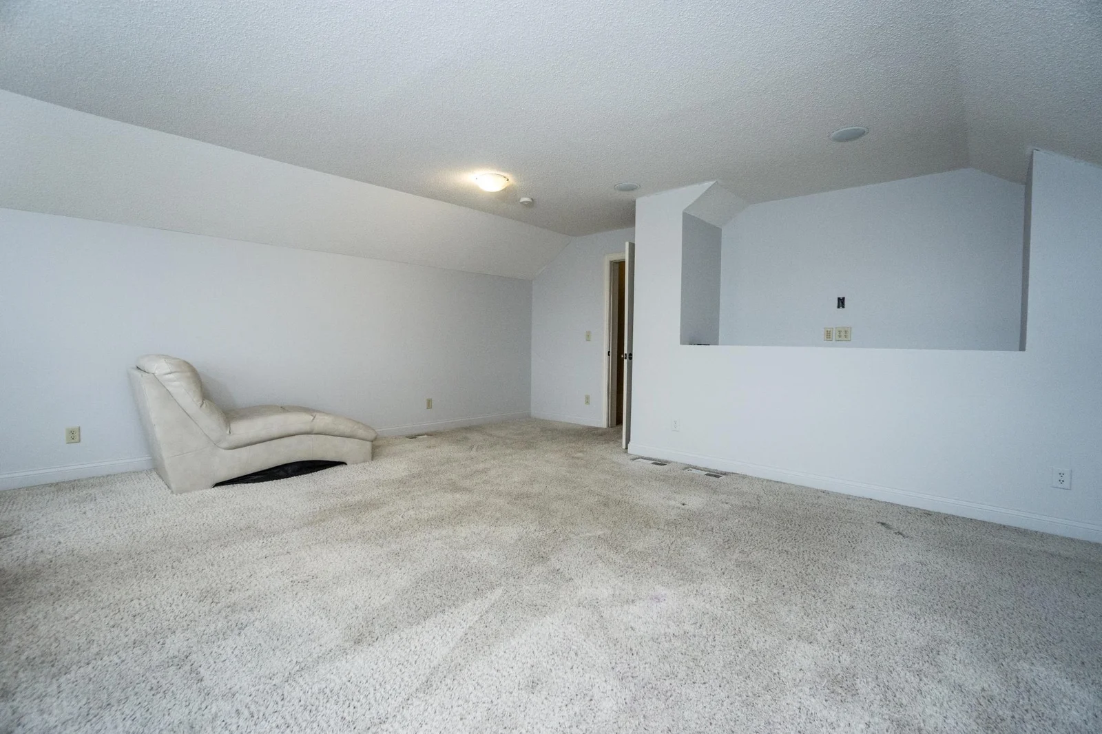 Upstairs family bonus room, mid-level.