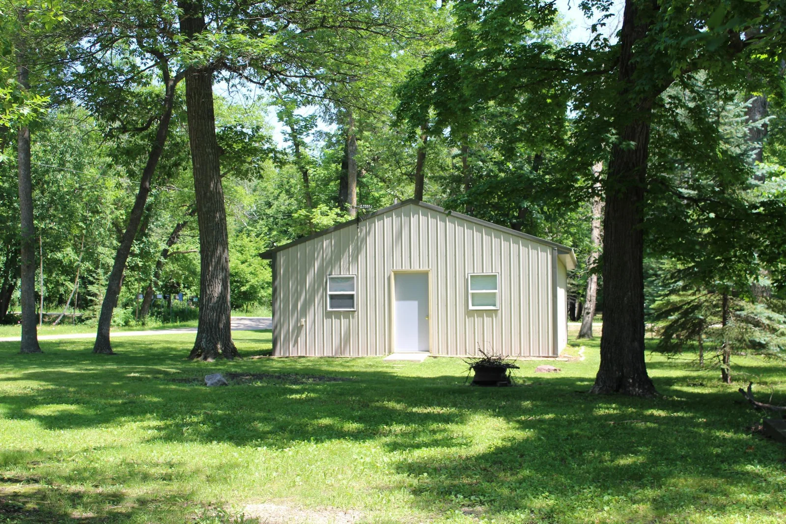 2 bedroom bunkhouse