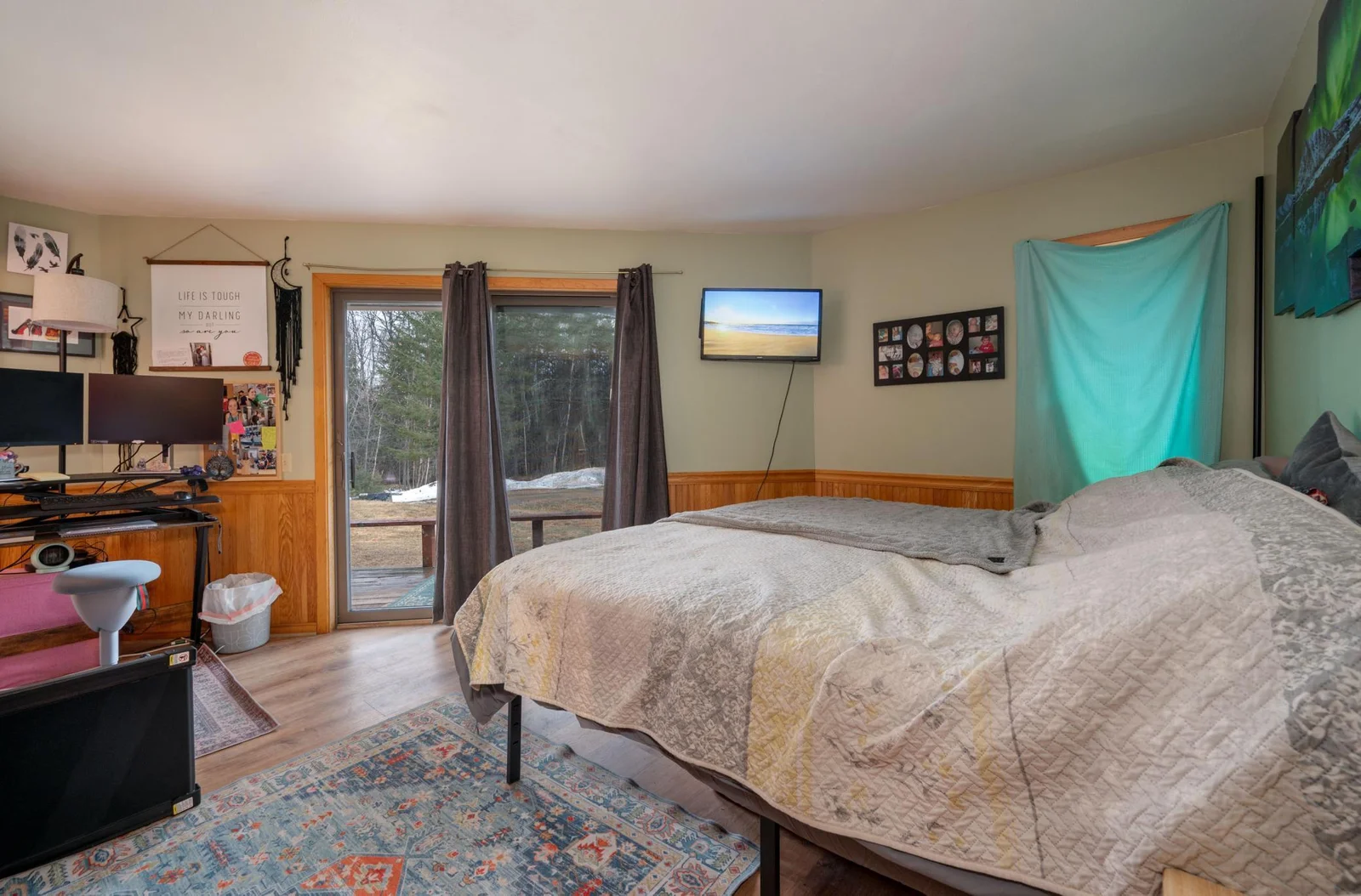 Main Floor/Primary Bedroom