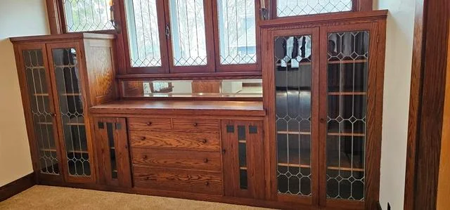 Built In Hutch