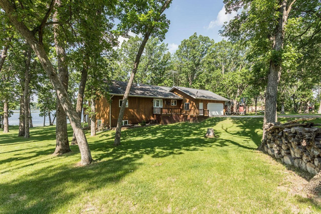 48987 Tamarac Dr