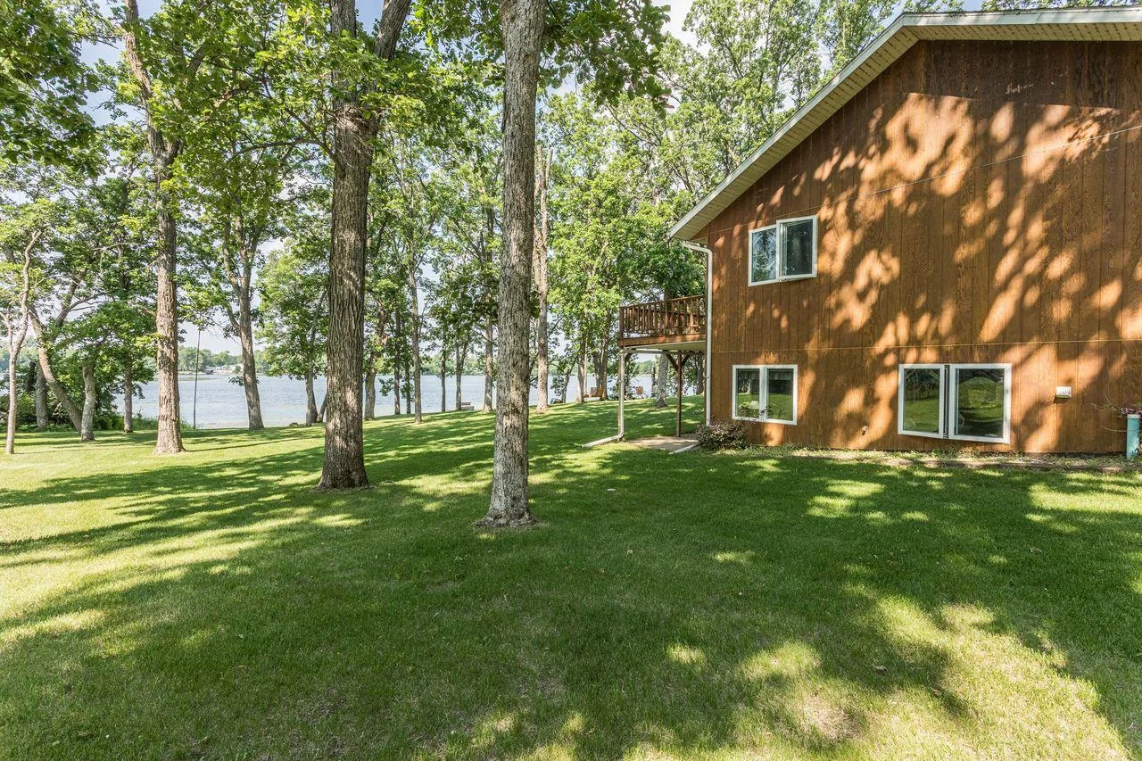 Large spacious lot