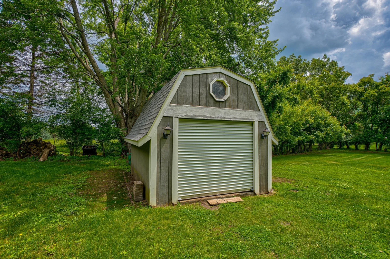 Storage shed