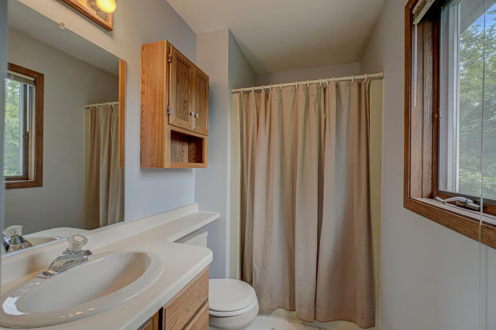 Primary 3/4 bath