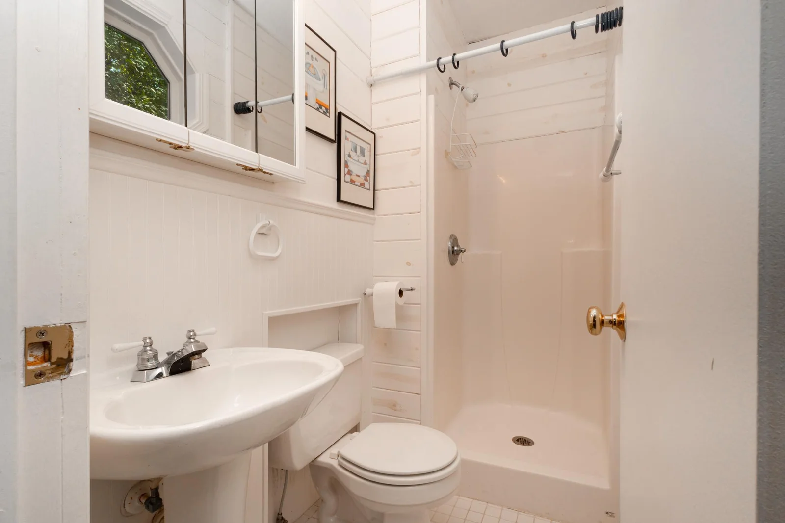 Bedroom 2 en suite