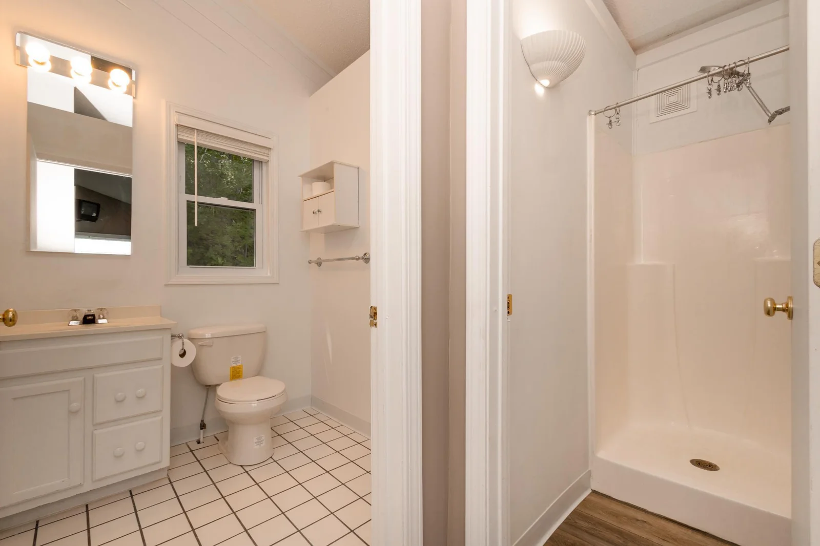 Bedroom 1 en suite