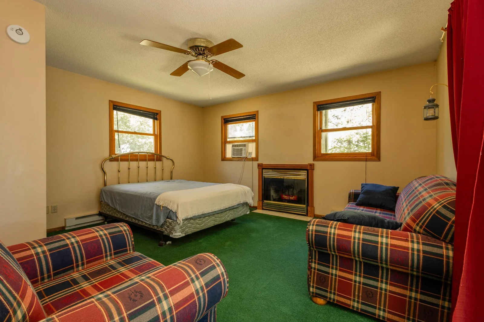 Guest Suite off Garage