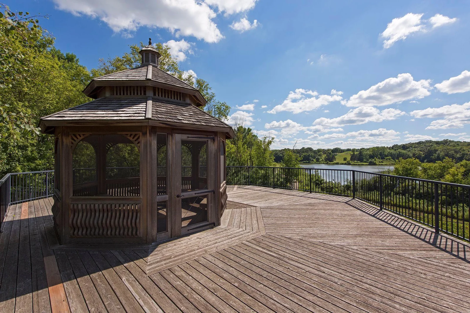 Screened gazebo - a place to watch sunsets without mosquitoes!