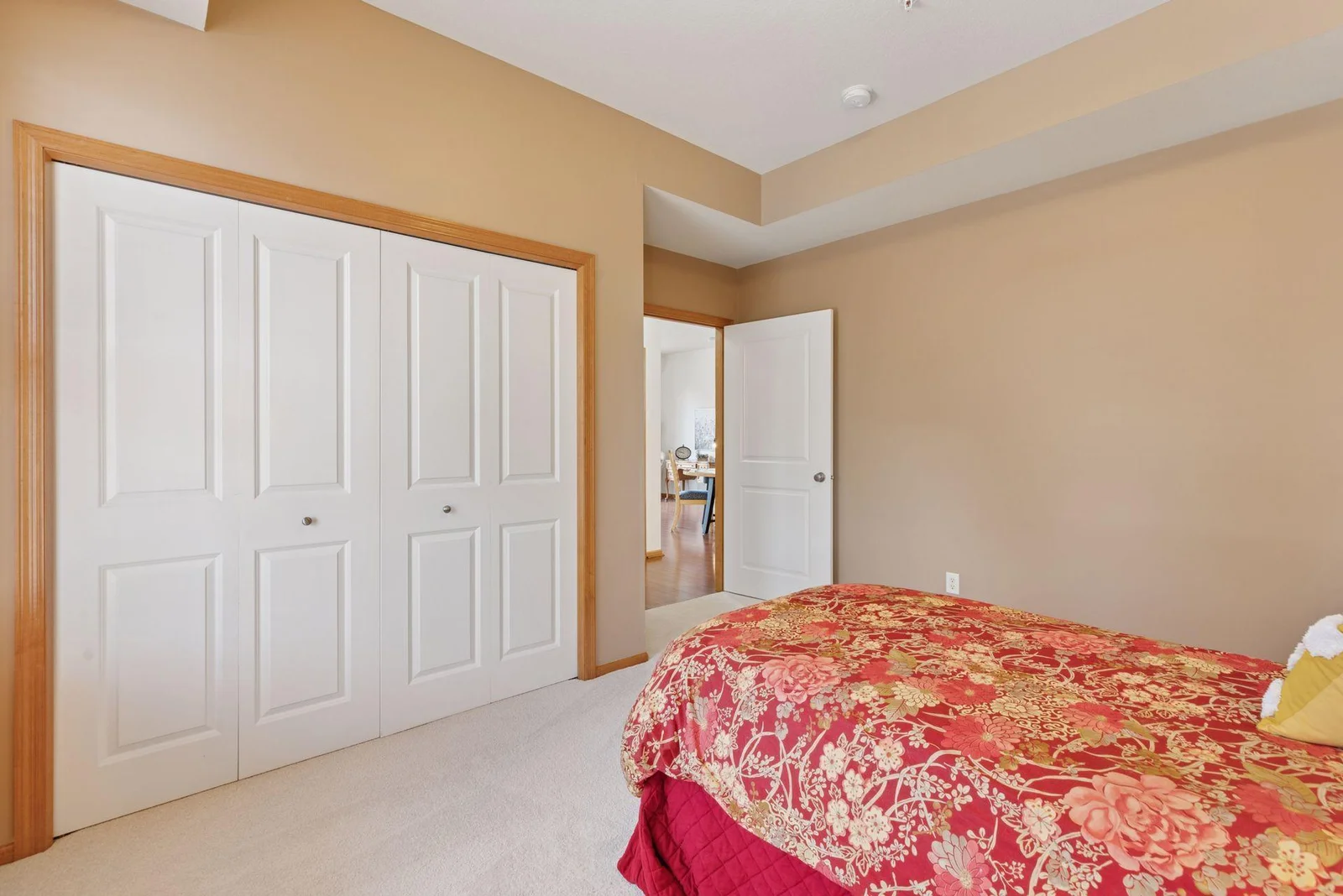Large second bedroom!