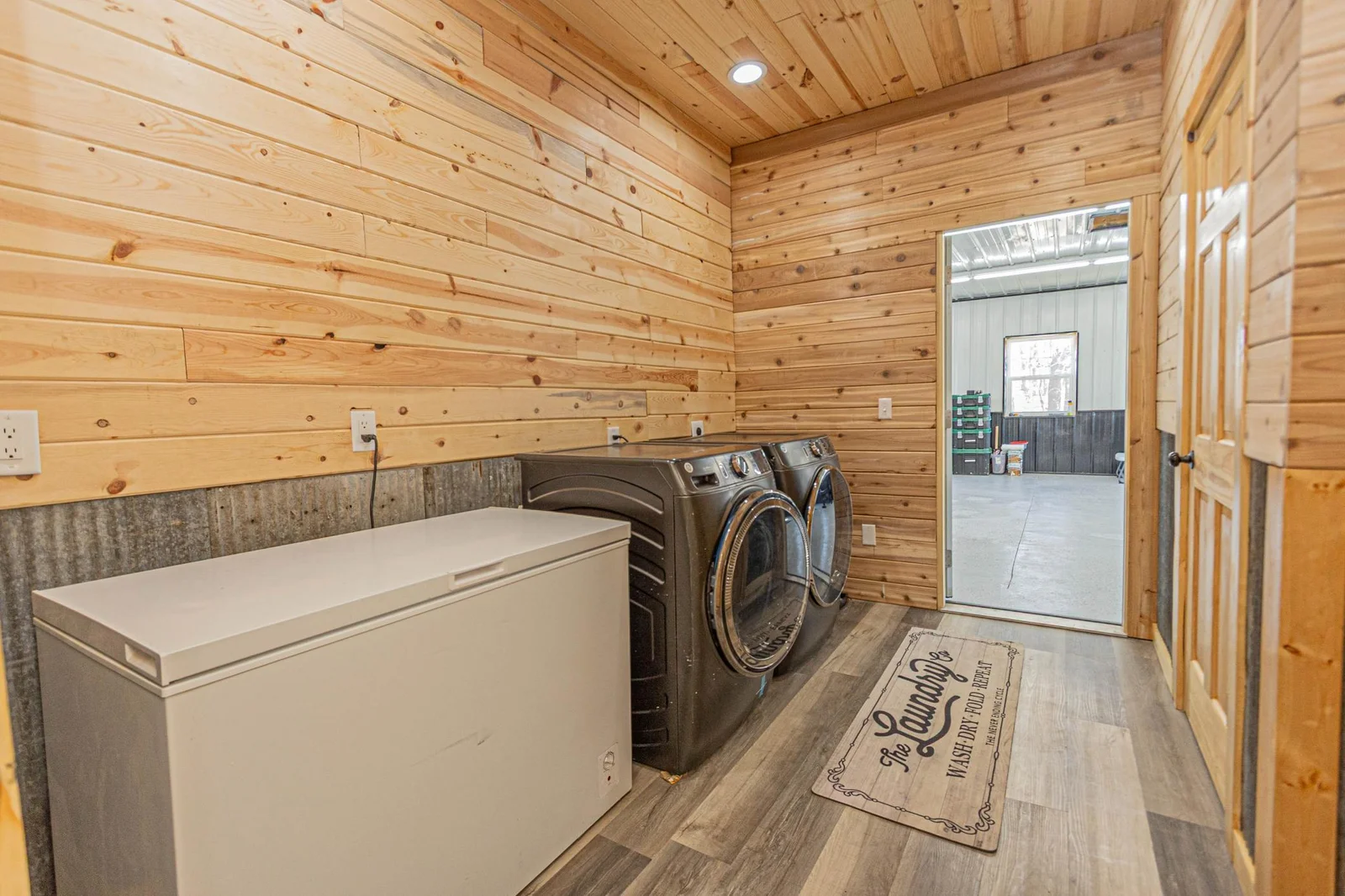 Laundry Room off Garage.jpg