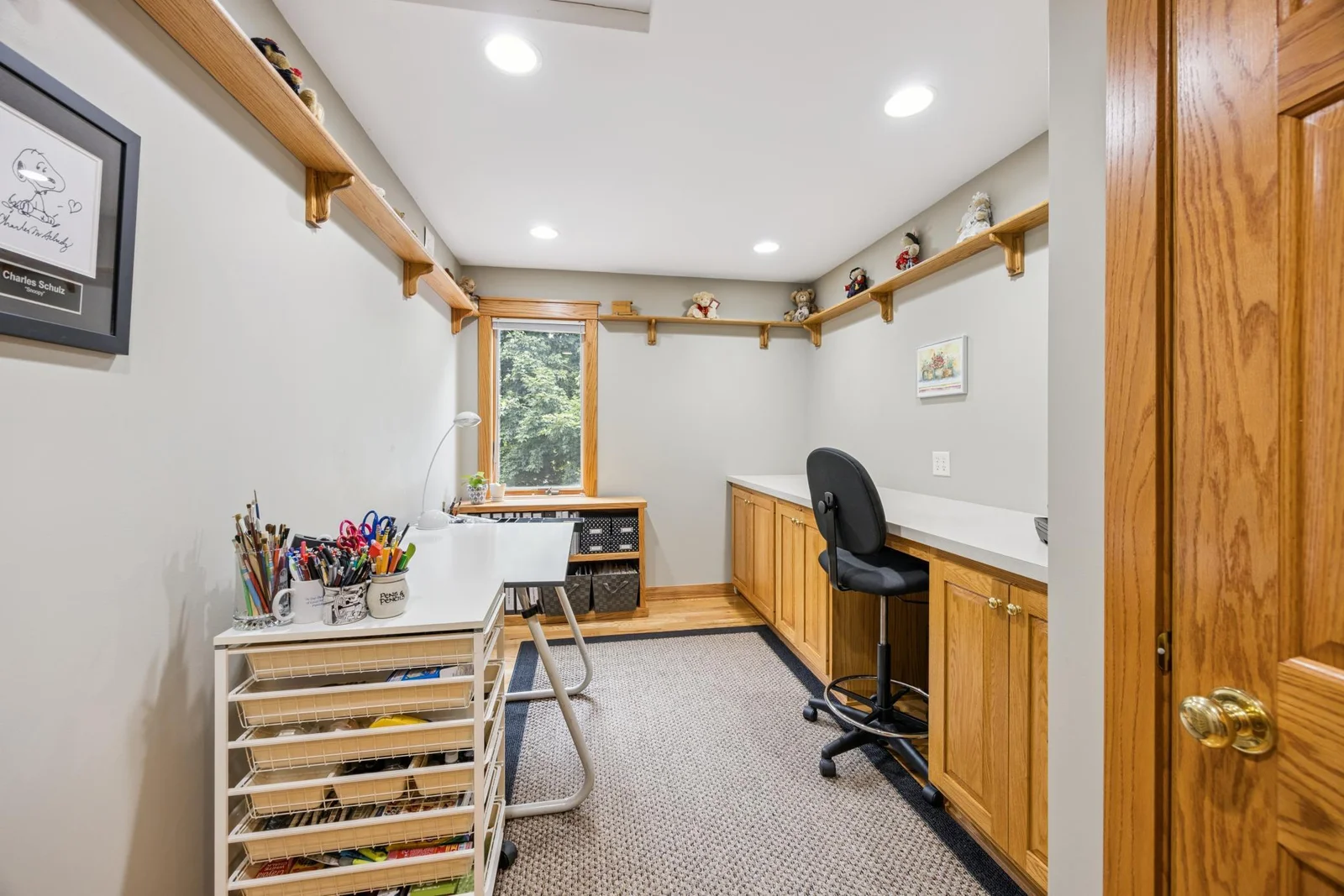 Second bedroom- removable counter/cabinets are negotiable