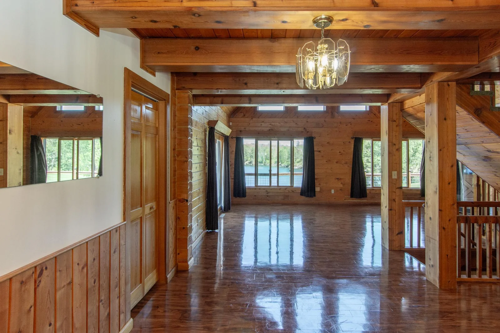 The dining room has a vinyl floor, a 2x4 ft. closet and a west-facing patio door.