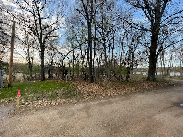 driveway would enter from very quiet street.