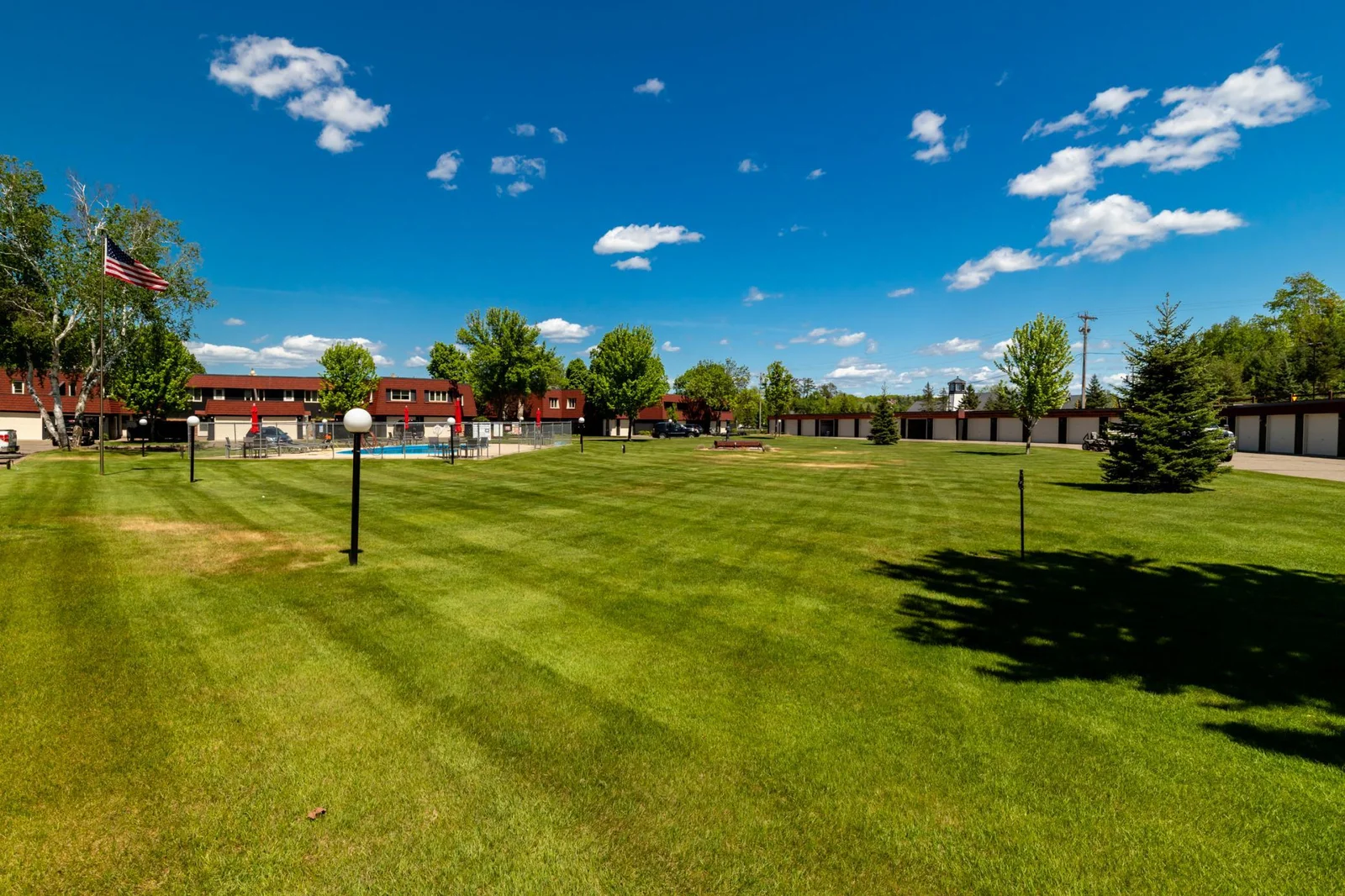 8182 County 78 Unit 1 -14 (MLS).jpg