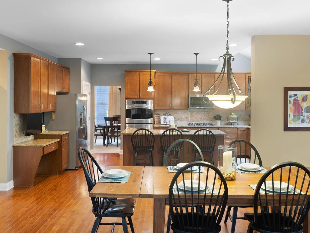16260 Berens Ct NW Prior Lake MN 55379 USA-049-055-046-MLS_Size.jpg