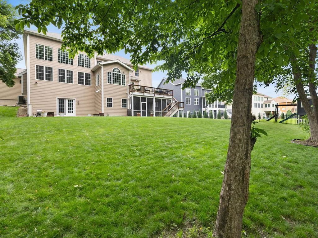 16260 Berens Ct NW Prior Lake MN 55379 USA-011-017-008-MLS_Size.jpg