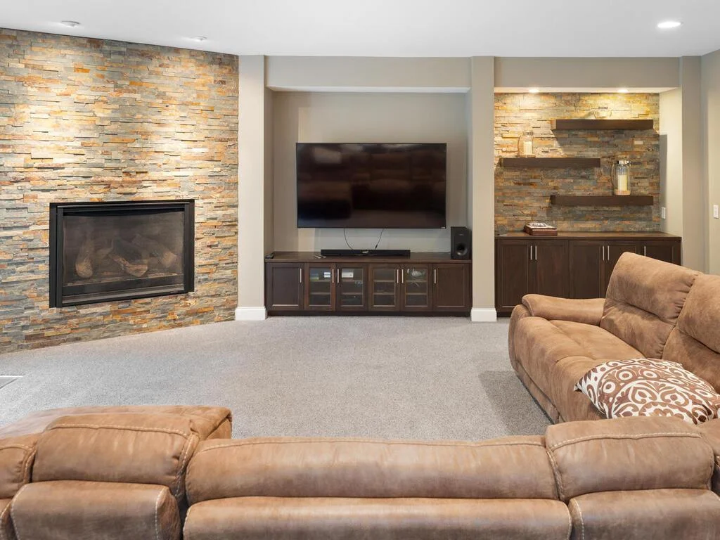 16260 Berens Ct NW Prior Lake MN 55379 USA-083-054-080-MLS_Size.jpg