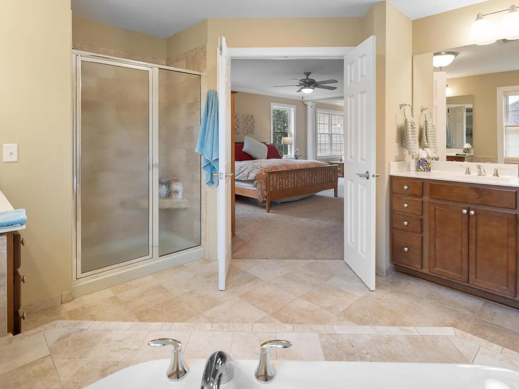 16260 Berens Ct NW Prior Lake MN 55379 USA-073-084-070-MLS_Size.jpg