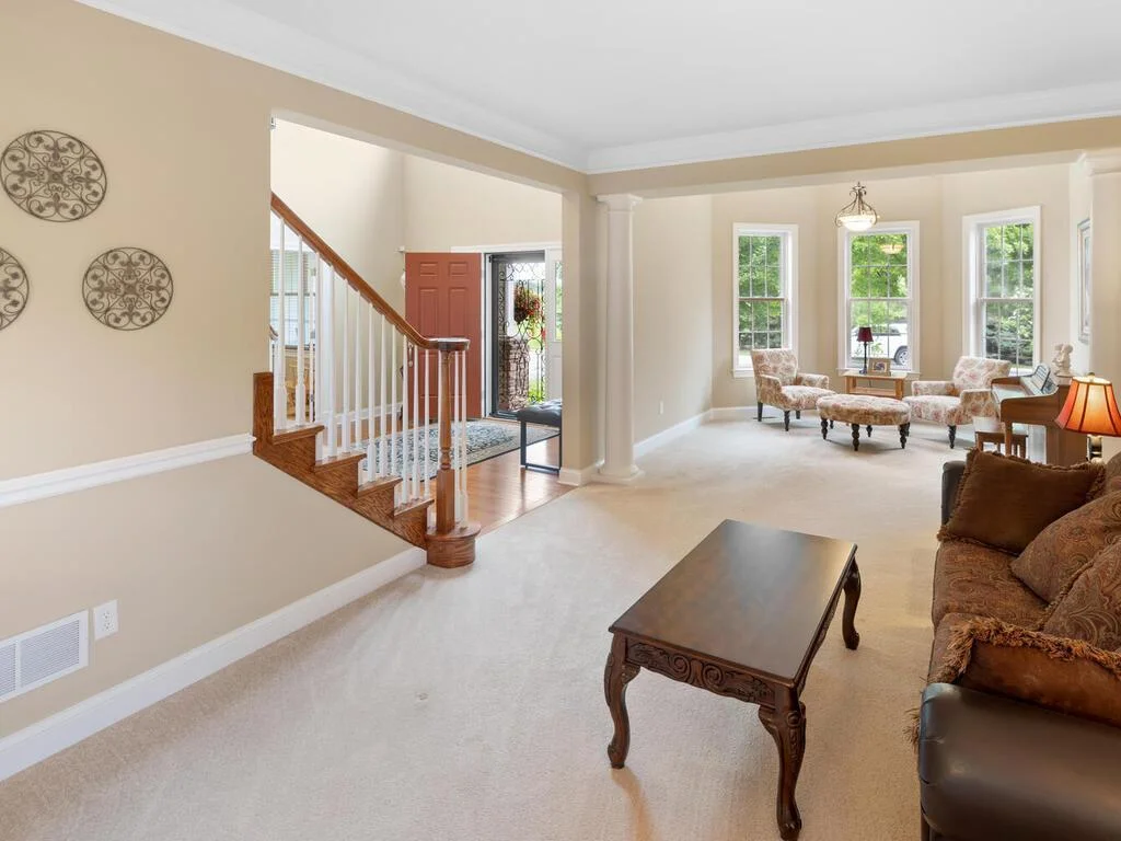 16260 Berens Ct NW Prior Lake MN 55379 USA-034-030-031-MLS_Size.jpg