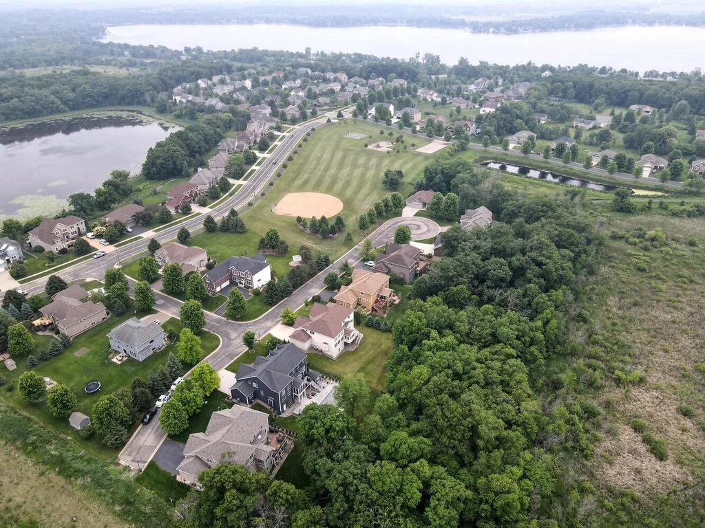 16260 Berens Ct NW Prior Lake MN 55379 USA-014-007-011-MLS_Size.jpg