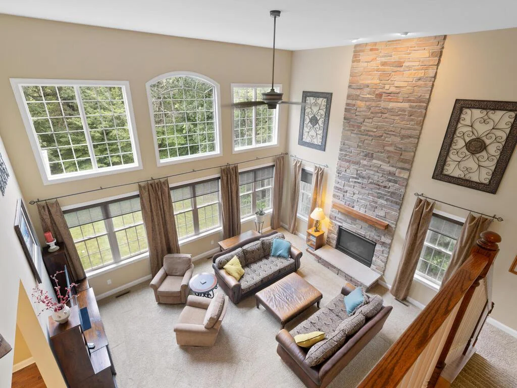 16260 Berens Ct NW Prior Lake MN 55379 USA-057-085-054-MLS_Size.jpg