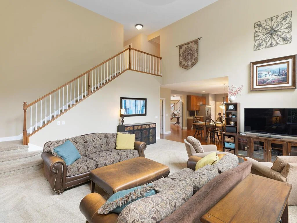16260 Berens Ct NW Prior Lake MN 55379 USA-056-082-053-MLS_Size.jpg