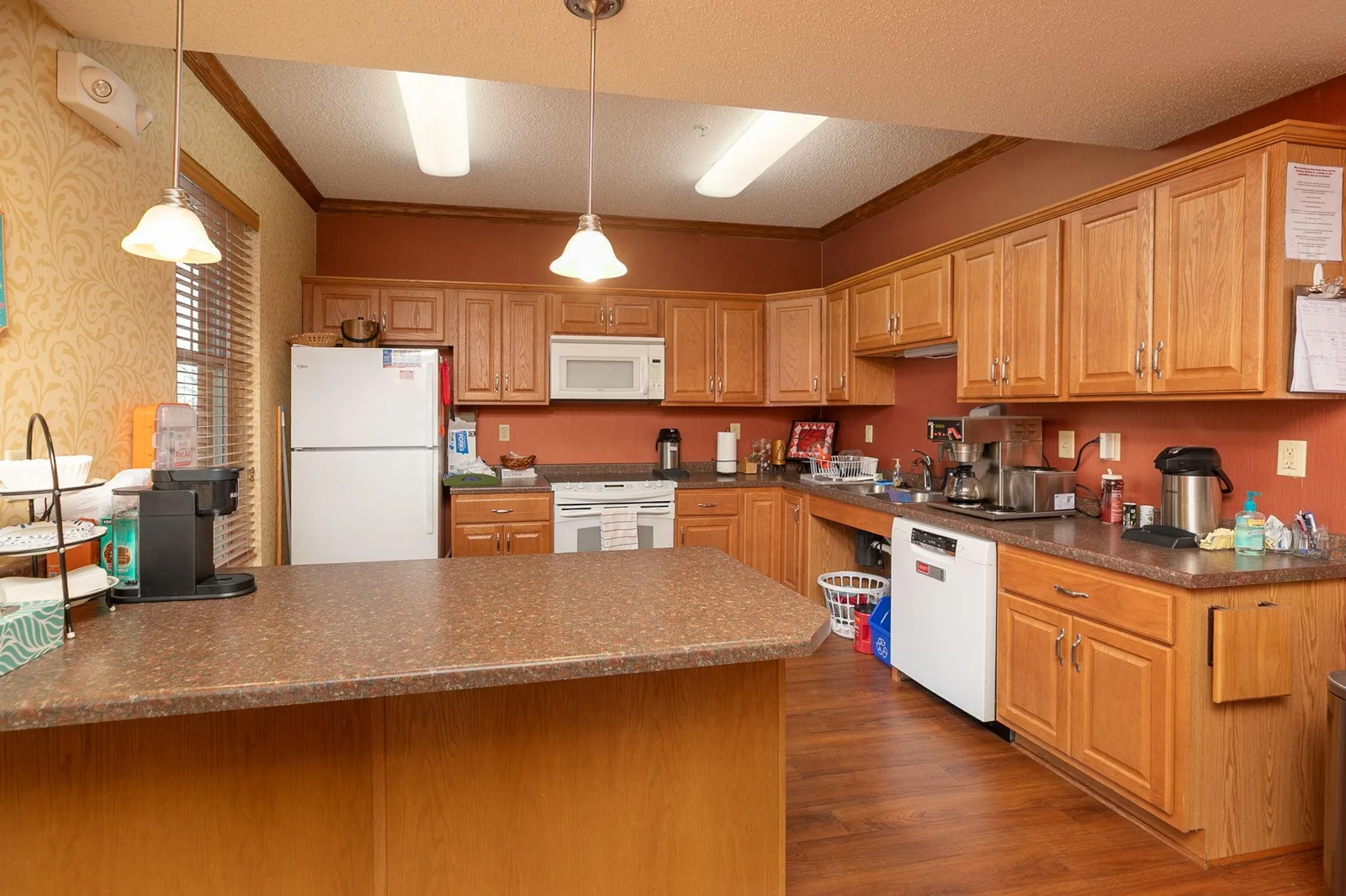 19-web-or-mls-19-Community Room.jpg