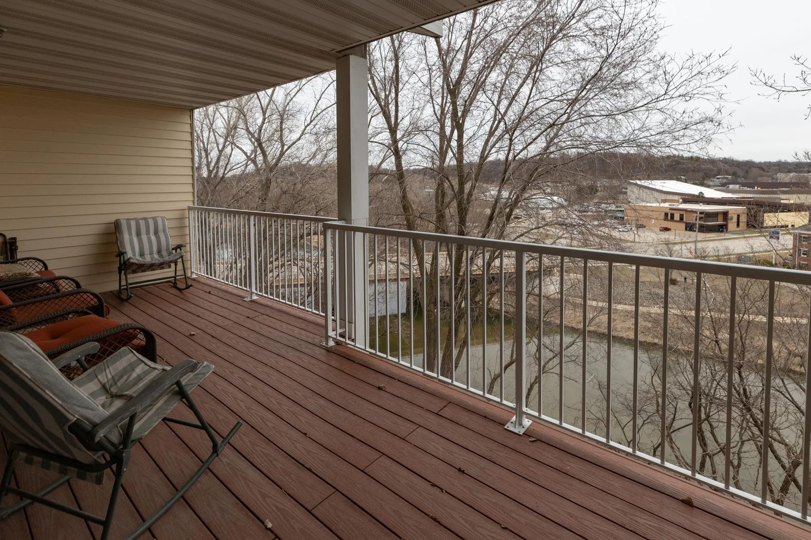 8-web-or-mls-08-Deck.jpg