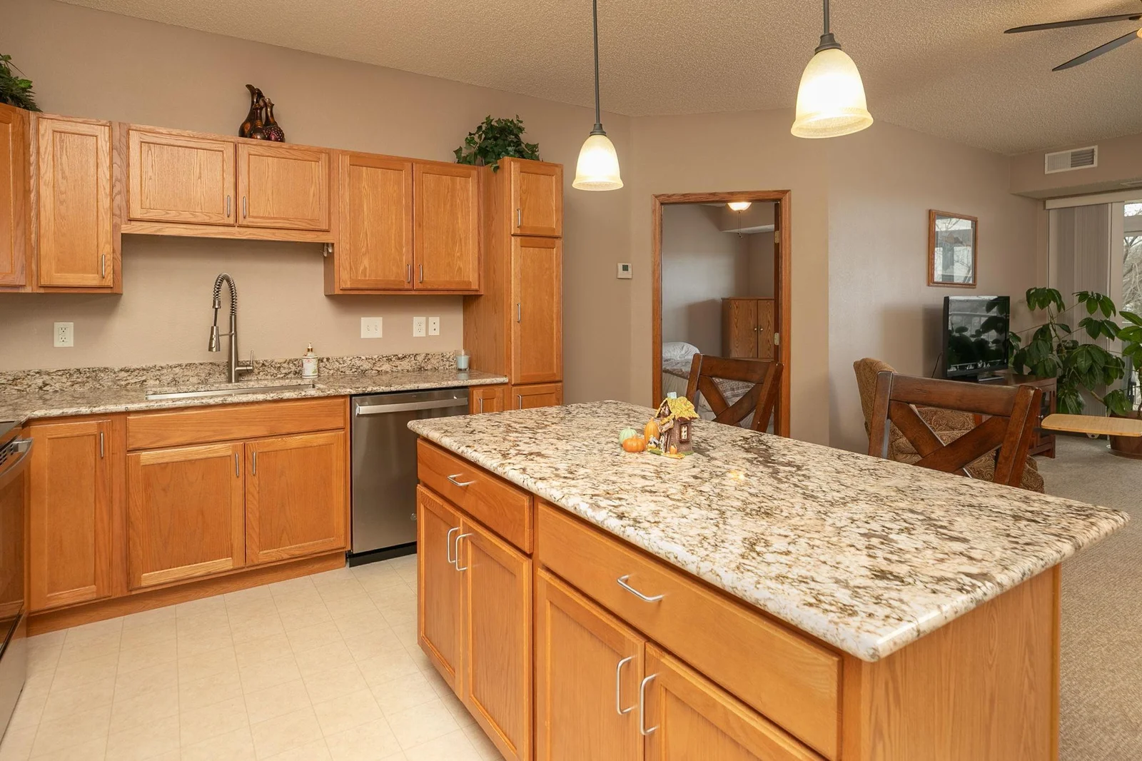 7-web-or-mls-07-Kitchen.jpg