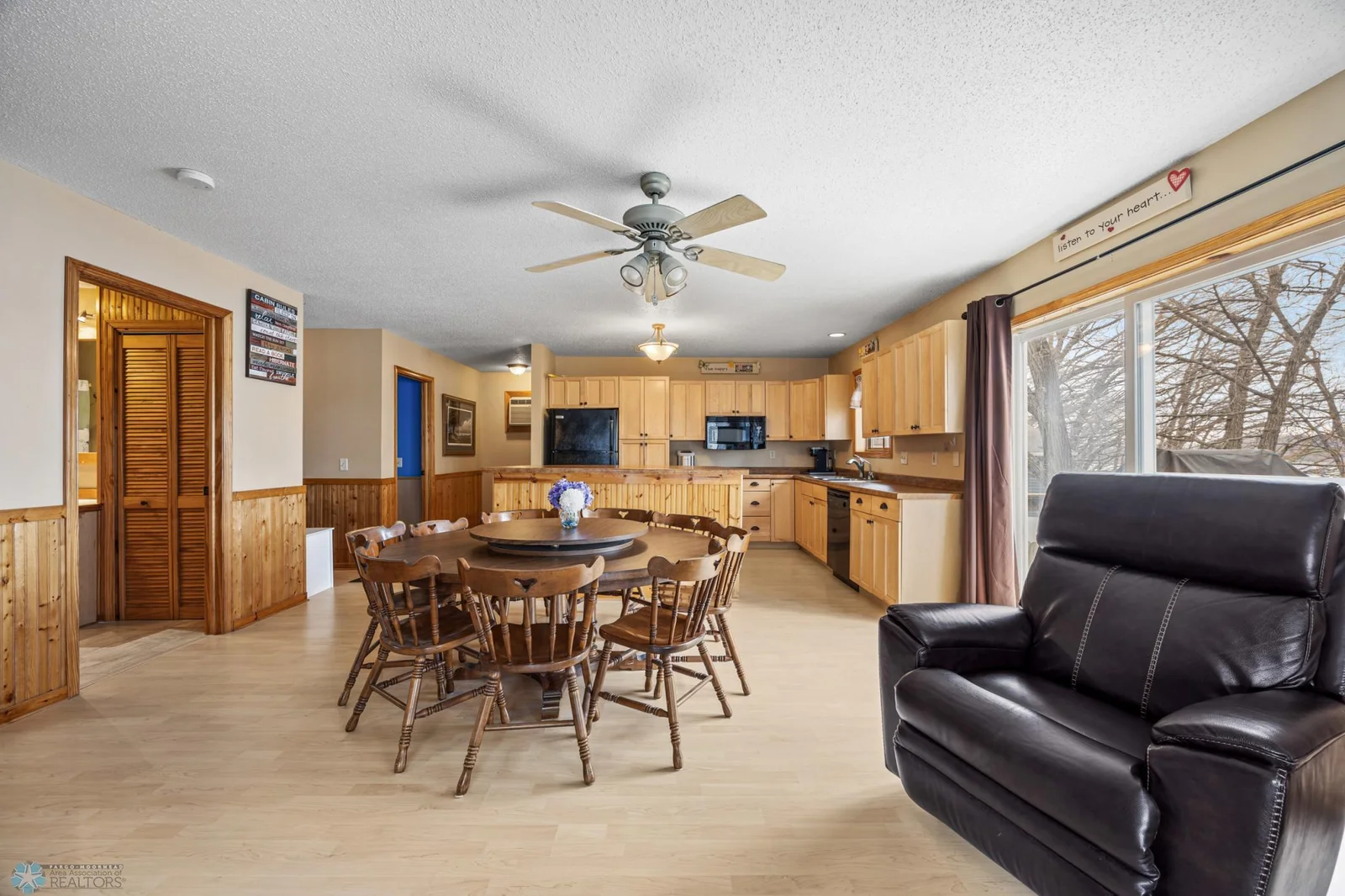 Dining Room/Kitchen