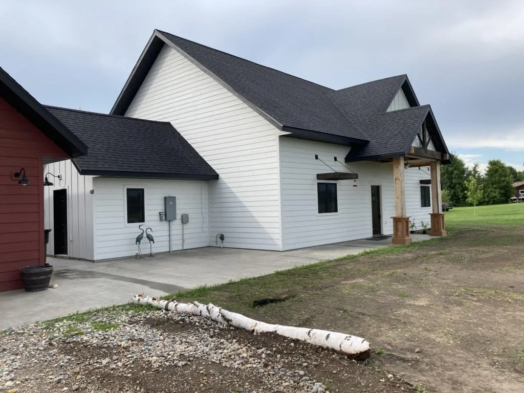 StarLakeCabin.jpg