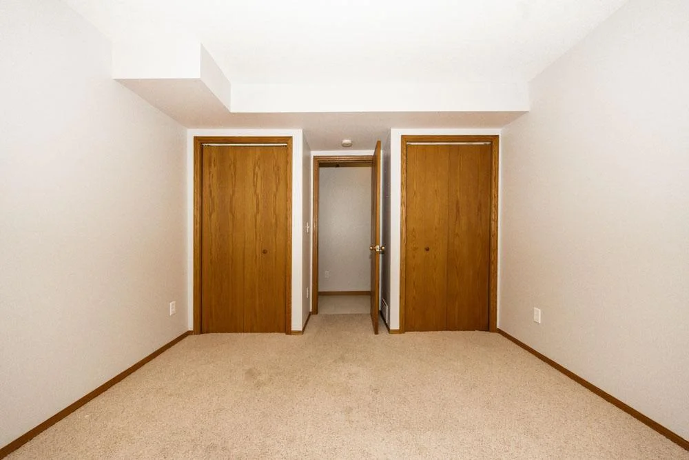 LL Bedroom_003.jpg