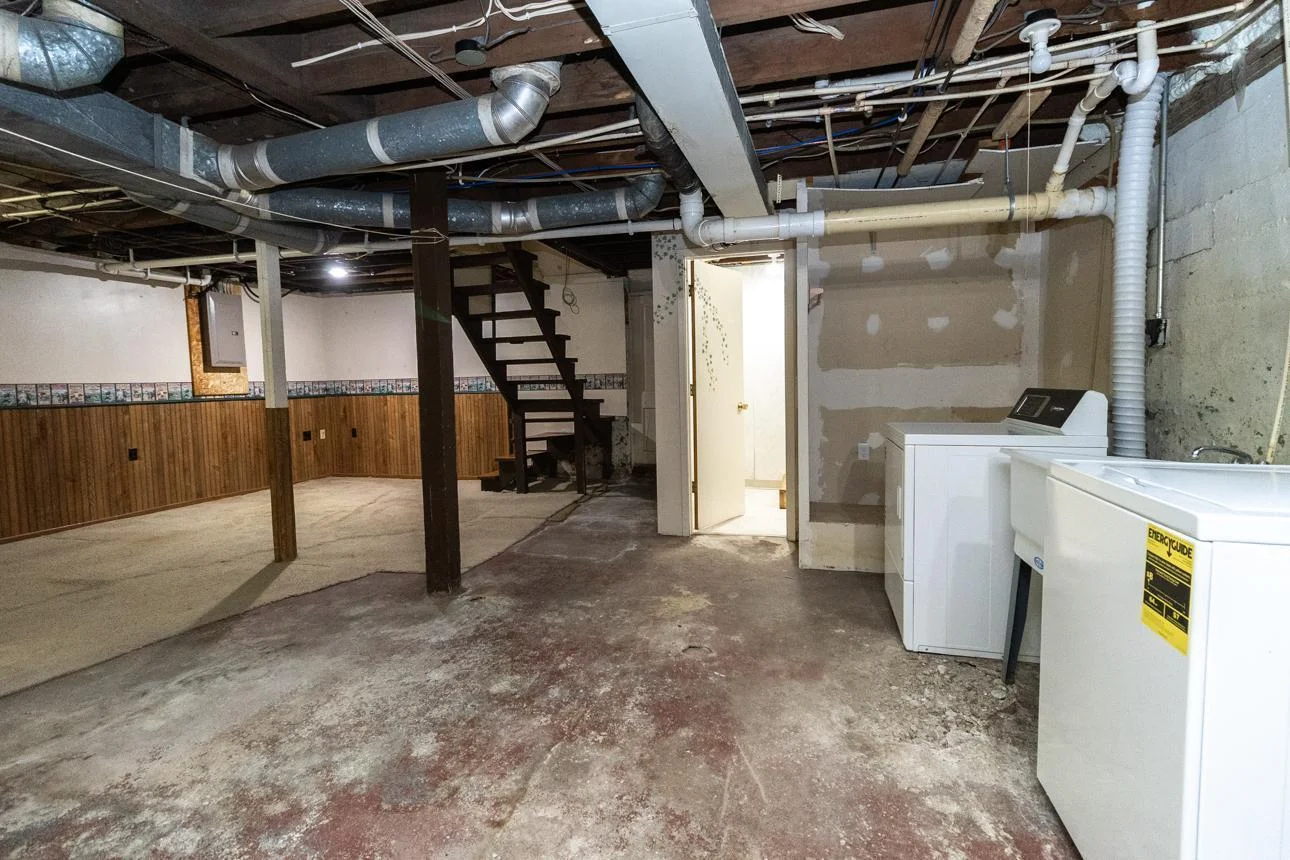 Basement Laundry